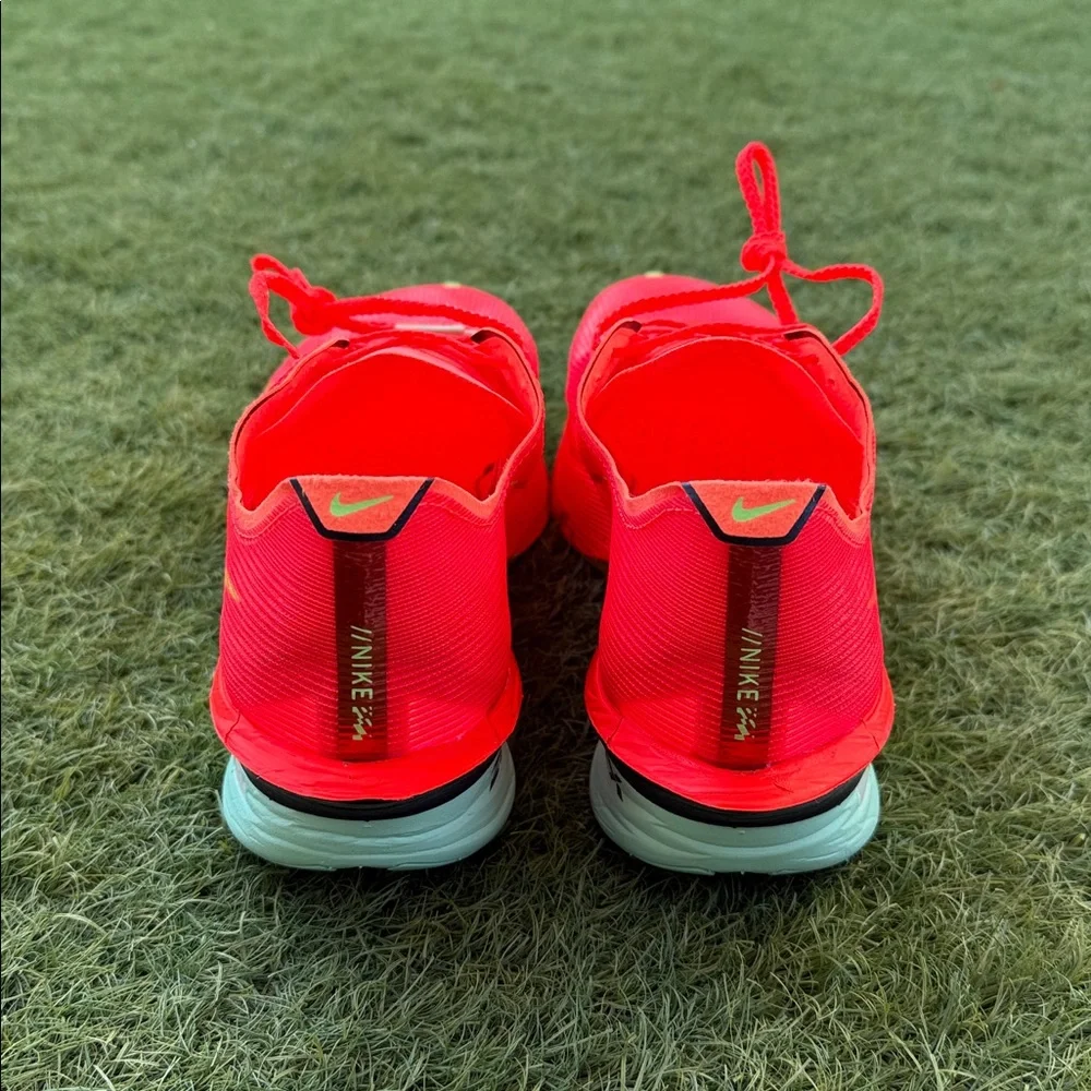 Nike ZoomX Vaporfly Next% 4 - Picture 3 of 5